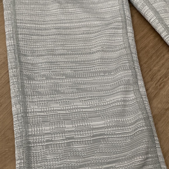 Athleta - Picture 2 of 3